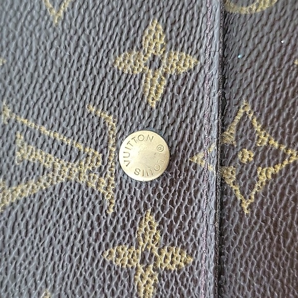 Authentic Vintage Louis Vuitton Wallet - Picture 10 of 16